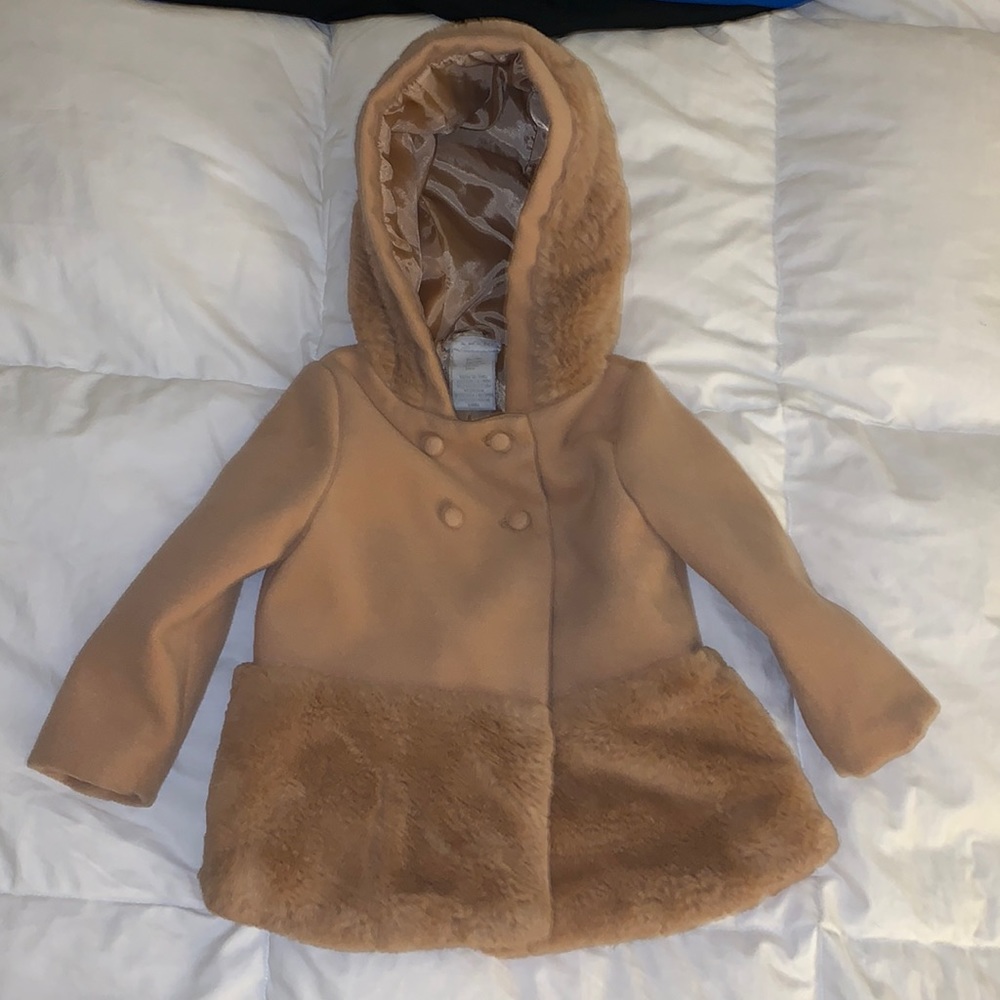 Kids Tahari two button coat size 12 months - with matching gloves - Picture 3 of 8